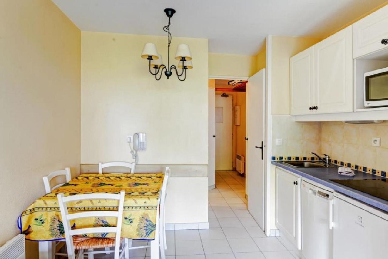 Residence La Pinede - Maeva Home 耶尔 客房 照片