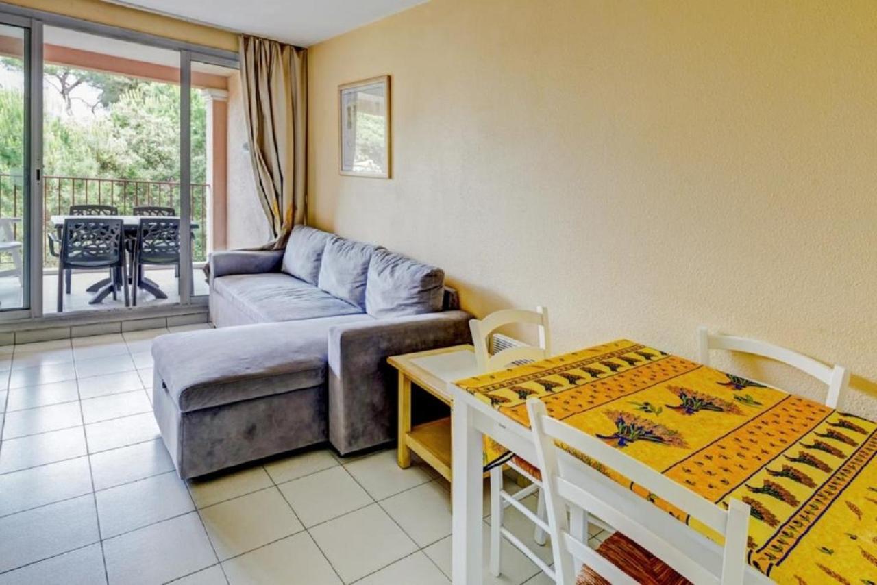 Residence La Pinede - Maeva Home 耶尔 外观 照片